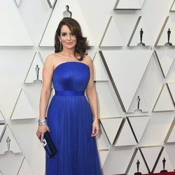 Tina Fey en la alfombra roja de los Oscar 2019