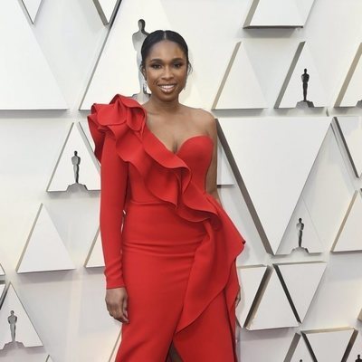 Jennifer Hudson en la alfombra roja de los Oscar 2019