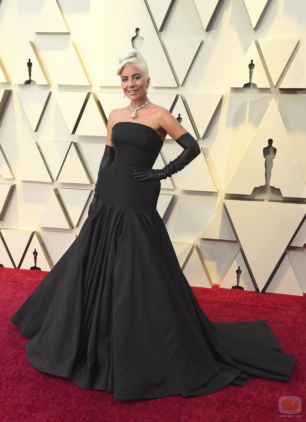 Lady Gaga en la alfombra roja de los Oscar 2019