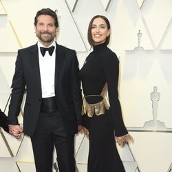 Bradley Cooper e Irina Shayk en la alfombra roja de los Oscar 2019