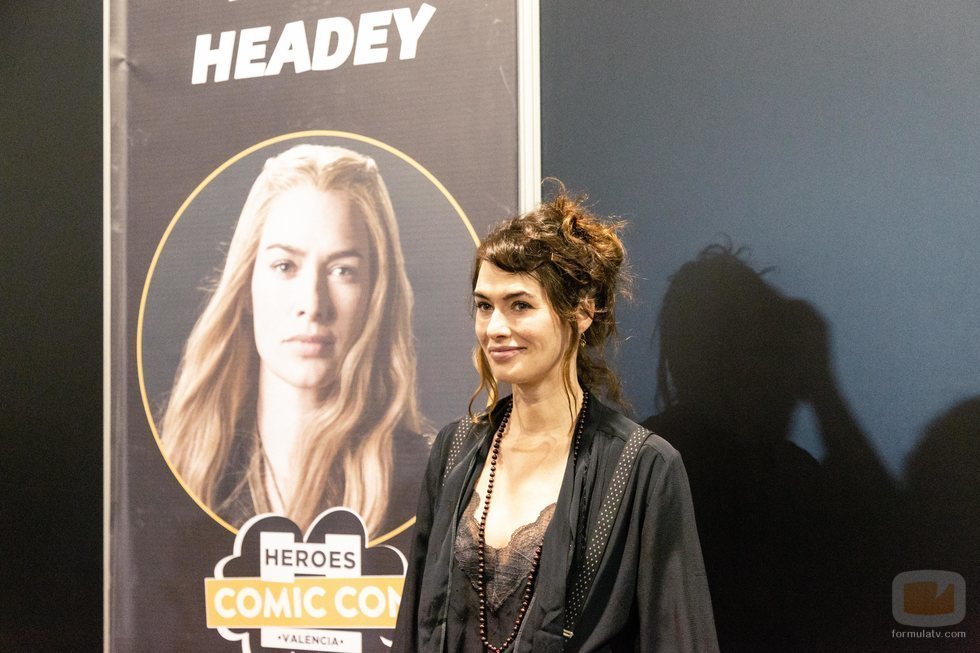 Lena Headey, sonriente en la Heroes Comic Con de Valencia
