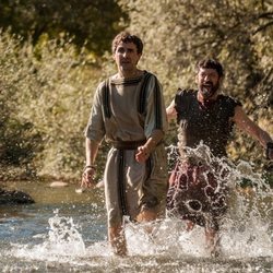 Manio y Gabino huyen a Tracia en 'Justo antes de Cristo'