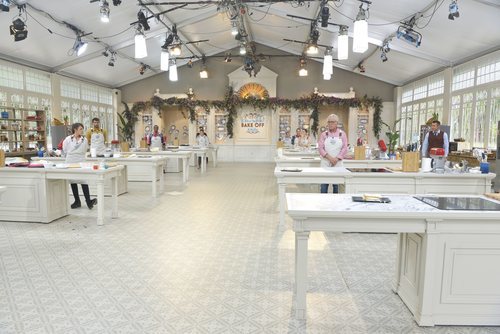 Los concursantes de 'Bake Off España' en el plató
