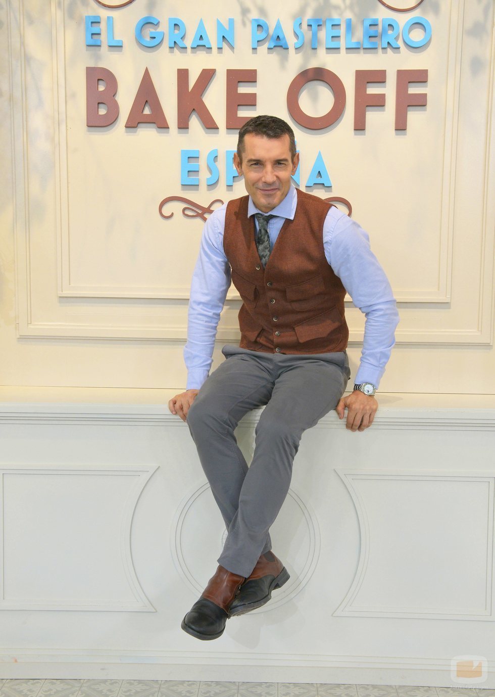Jesús Vázquez es el presentador de 'Bake Off España'