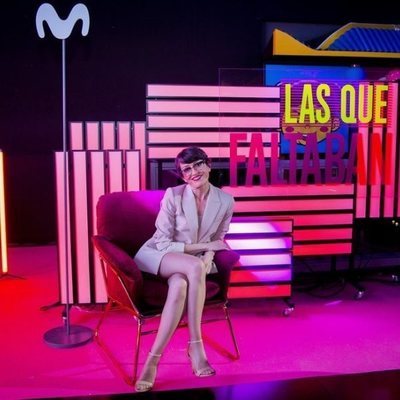 Thais Villas, presentadora de 'Las que faltaban', posando durante la rueda de prensa