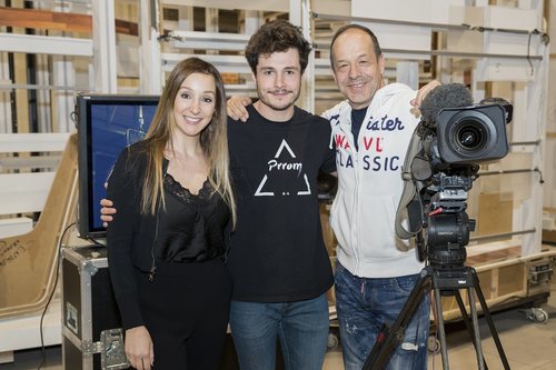 Mamen Márquez junto a Miki Núñez y Fokas Evagelinos en los ensayos de Eurovisión 2019