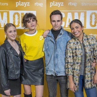 Denisse Peña, Alejandro Jato, Sandra Martín y Silvia Sanabria en la presentación de 'Cam On'