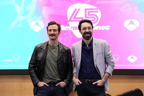Iván Marcos e Israel Elejalde en la presentación de '45 revoluciones'