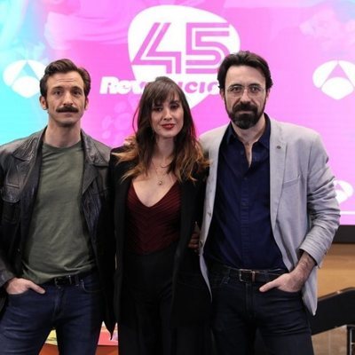 Marina San José, Iván Marcos e Israel Elejalde en la presentación de '45 revoluciones'