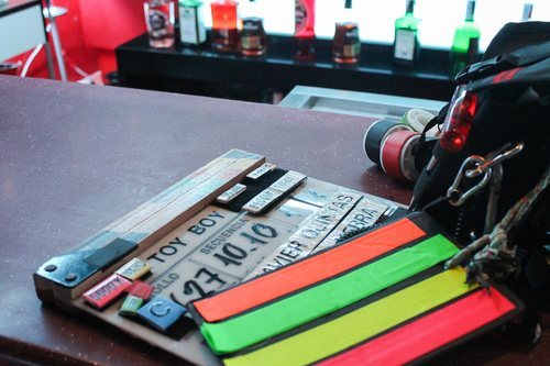 Claqueta durante el rodaje de 'Toy Boy', serie de Antena 3