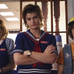 Robin, Steve y Dustin, en la tercera temporada de 'Stranger Things'