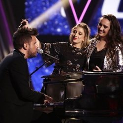 El equipo de Pablo López canta "Y sin embargo" en el primer directo de 'La Voz'