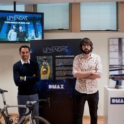 Quique Peinado y Alberto Contador en la presentación de 'Leyendas'