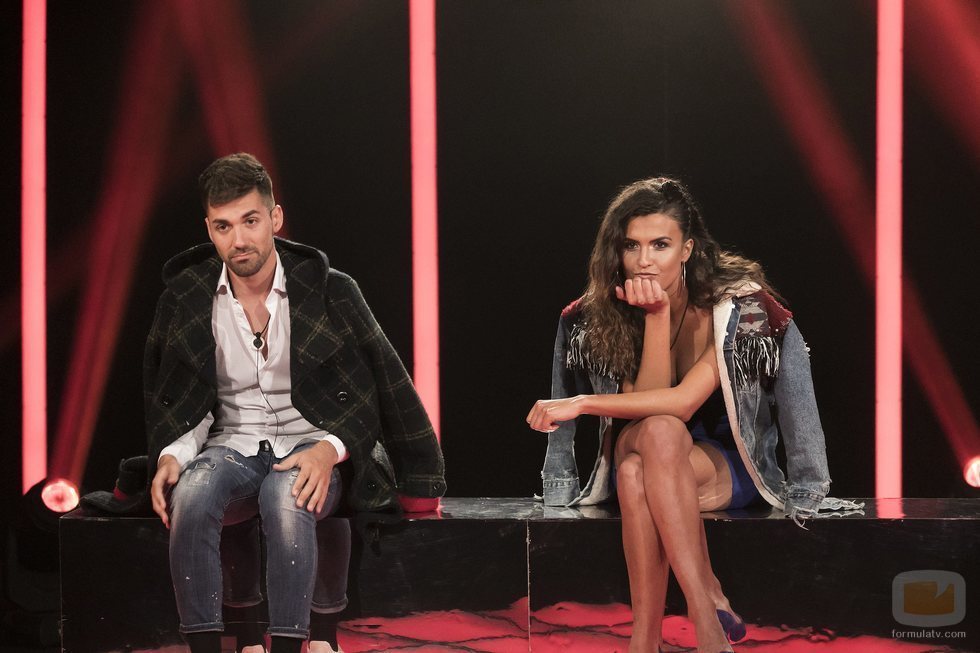 Alejandro Albalá y Sofía Suescun esperan a saber el expulsado de la Gala 13 de 'GH Dúo'