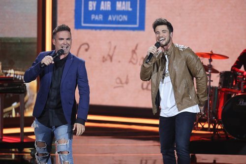 Naím Thomas y Joan Garrido en la séptima gala de 'La mejor canción jamás cantada'