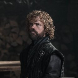 Tyrion Lannister, con gesto serio, en la octava temporada de 'Juego de Tronos'