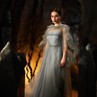Emilia Clarke posa en la premiere de la temporada 8 de 'Juego de Tronos'