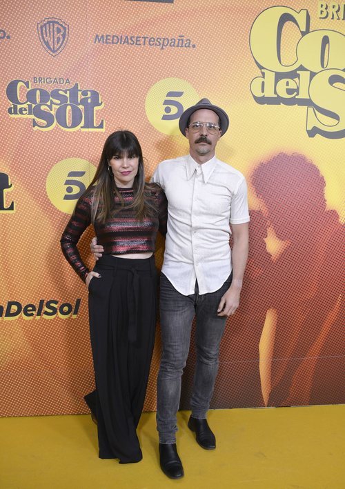 Fele Martínez y su pareja en la presentación de 'Brigada Costa del Sol'