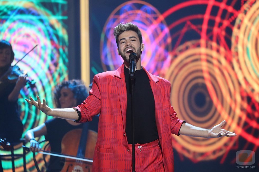 Agoney, en la Gala final de 'La mejor canción jamás cantada'