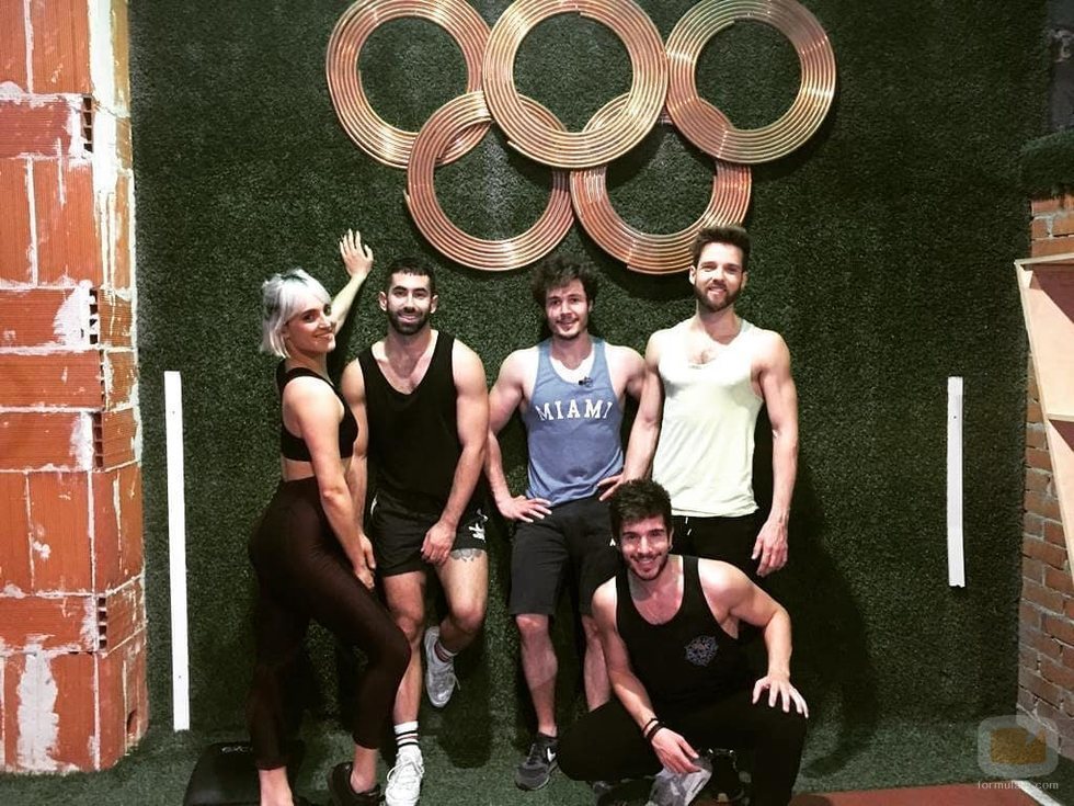 Miki Núñez entrena junto a sus bailarines para Eurovisión 2019