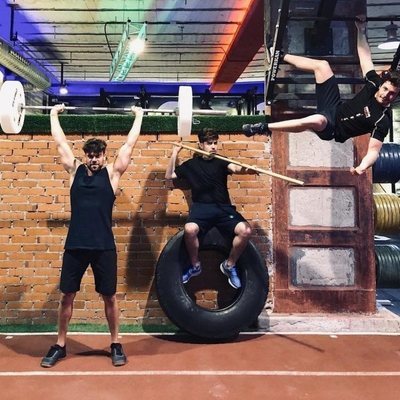 Ricky Merino y Roi Méndez acompañan a Miki en sus entrenamientos para Eurovision 2019