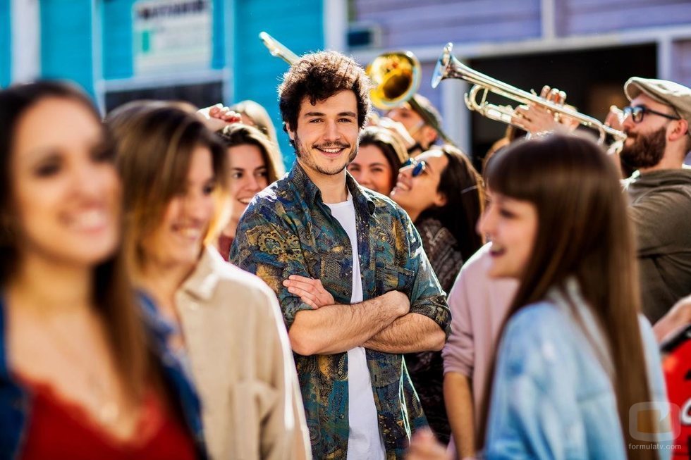 Miki Núñez, representante de España en Eurovisión 2019, posando para la portada de "La venda"