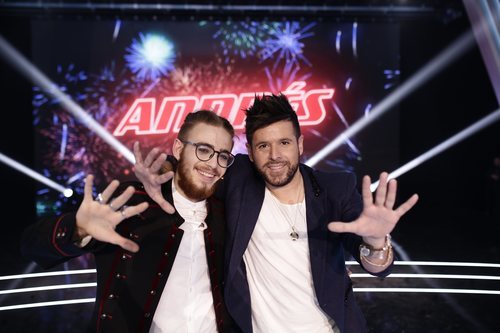 Pablo López y Andrés Martín posan junto en la gran final de 'La Voz'
