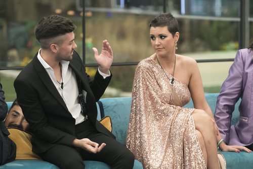 María Jesús Ruiz y Alejandro Albalá, en la primera parte de la final de 'GH Dúo'