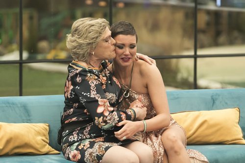Juani sorprende a María Jesús Ruiz en la final de 'GH Dúo'