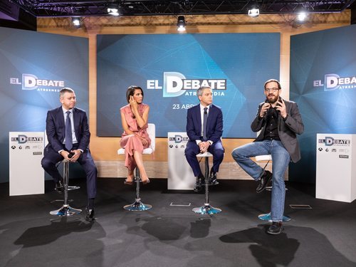Santiago González, Ana Pastor, Vicente Vallés y Cesar González, presentan 'El debate' de Atresmedia