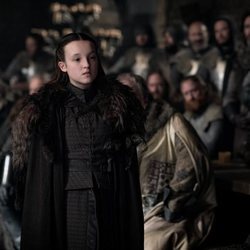 Lyanna Mormont en el Gran Salón de Invernalia en el 8x01 de 'Juego de Tronos'