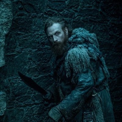 Tormund Matagigantes blande su puñal en el 8x01 de 'Juego de Tronos'