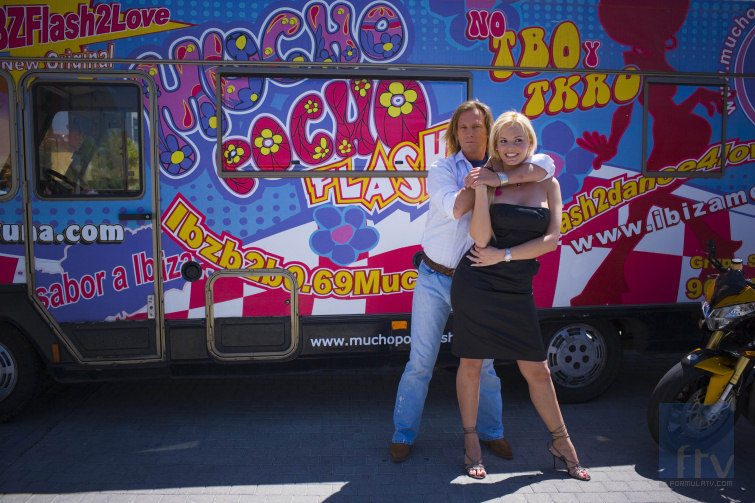 Pocholo y Arancha Bonete, presentadores de 'Pocholo 07'