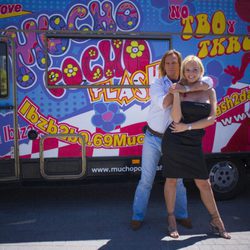 Pocholo y Arancha Bonete, presentadores de 'Pocholo 07'