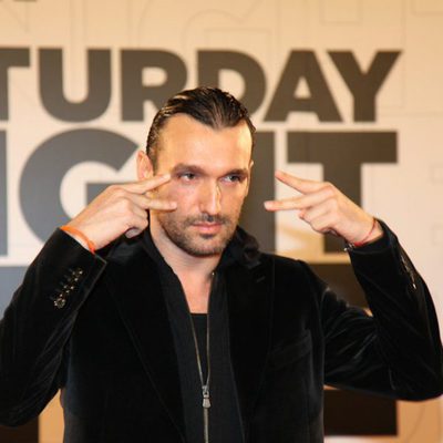 Rafa Méndez en la premiere de 'Saturday Night Live'