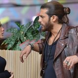 Can Yaman, Demet Özdemir y su innegable química, en 'Pájaro Soñador'