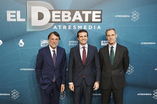 José Creuheras, Pablo Casado y Silvio González en 'El debate decisivo'