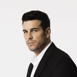 Primer plano de Mario Casas para promocionar 'Instinto'