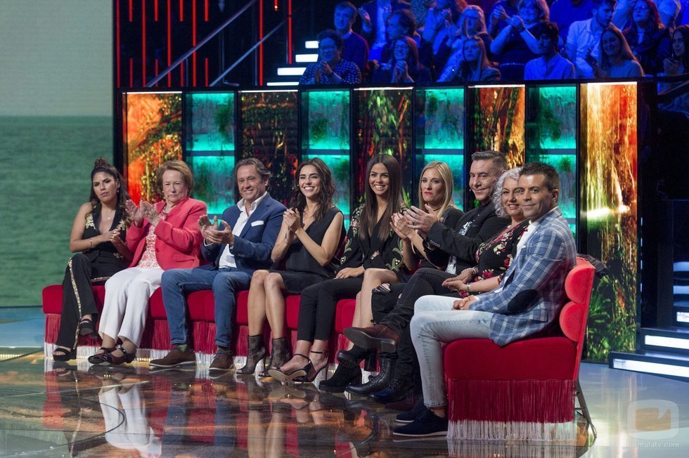 Los defensores de los concursantes, en la Gala 1 de'Supervivientes 2019'
