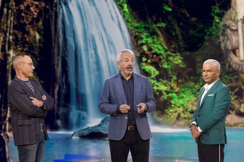 Los presentadores en la Gala 1 de 'Supervivientes 2019'