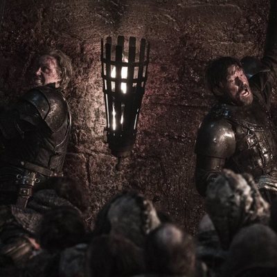 Brienne y Jaime luchan codo con codo contra los Caminantes Blancos en el 8x03 de 'Juego de Tronos'