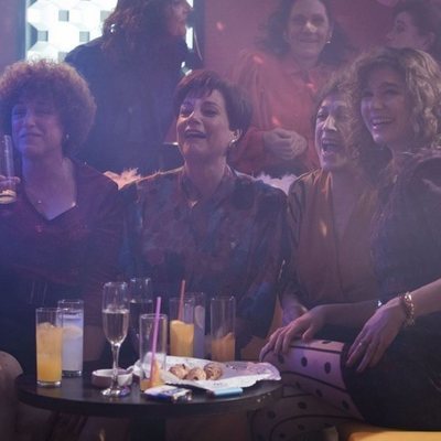 Olga, Clara, Casandra y Angie en el 20x06 de 'Cuéntame cómo pasó'