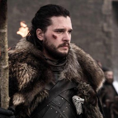 Jon Nieve en el funeral a los caídos en la Batalla de Invernalia en el 8x04 de 'Juego de Tronos'