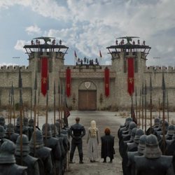 Gusano Gris, Daenerys y Tyrion en Desembarco del Rey durante el 8x04 de 'Juego de tronos'