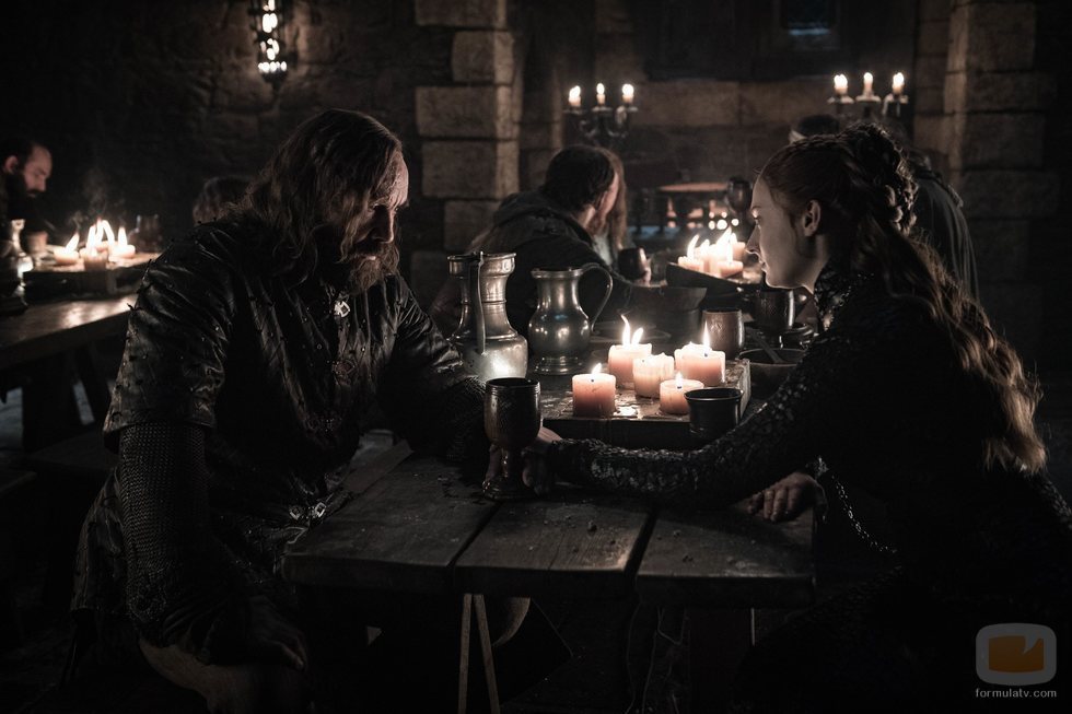 El Perro y Sansa Stark en el 8x04 de 'Juego de tronos'