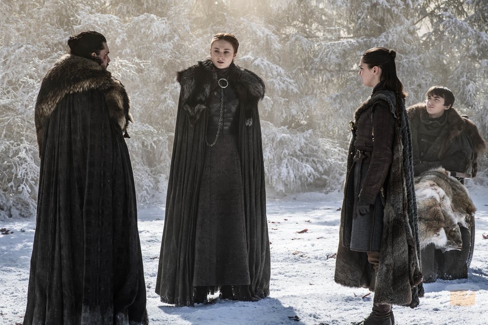 Los Stark reunidos tras la Batalla de Invernalia en el 8x04 de 'Juego de tronos'