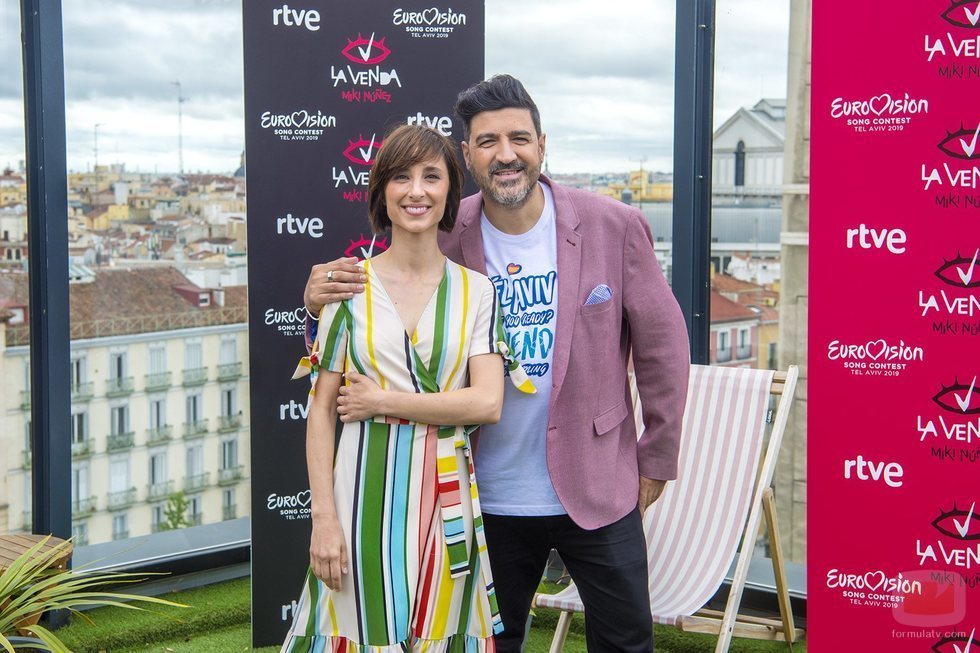 Julia Varela y Tony Aguilar, comentaristas de Eurovisión 2019 en RTVE