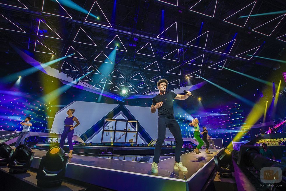 Miki Núñez y su equipo de bailarines, en su primer ensayo para Eurovisión 2019