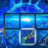 Miki Núñez, junto con su equipo de bailarines, en el primer ensayo de "La Venda"