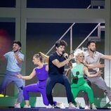 Miki Núñez y sus bailarines realizan el primer ensayo de "La Venda"